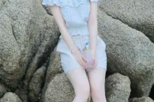 从“嫁给自己”到负债50万：当独立女性被收割有些人缺的不是仪式感是底线